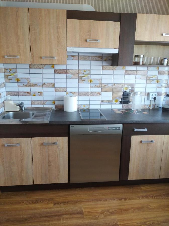 Apartmenti Saules Sturis Ventspils Kültér fotó